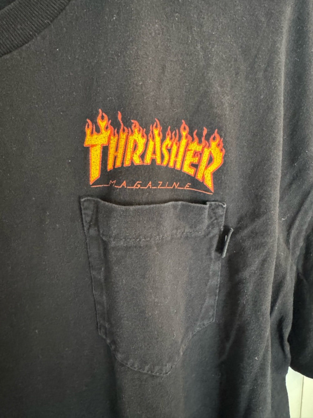 Vans x Thrasher Pocket Graphic Tee Flames Black Size XL - Picture 2 of 4